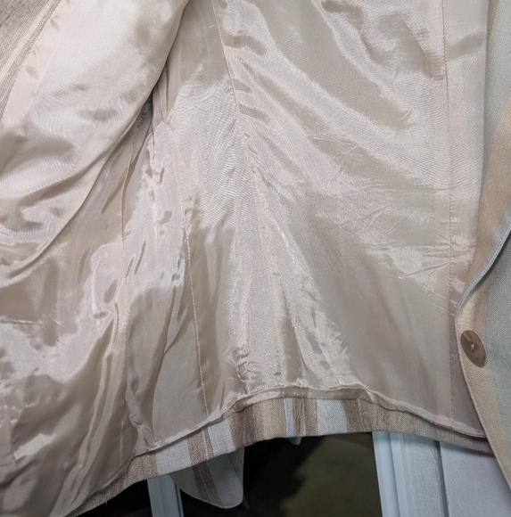 Lafayette Silk And Linen Striped Women's Blazer - Picture 6 of 8